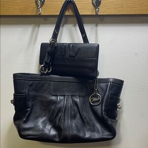 Coach Black Leather Shoulder Bag & Wallet